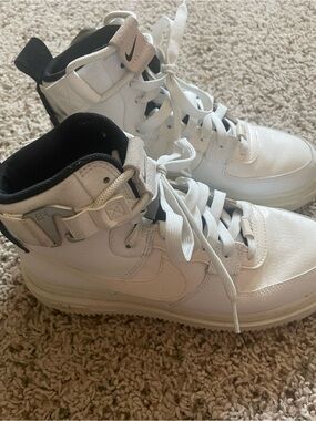 Nike White and Black High-Top AF1 Hi UT 2.0 Sneakers women’s size 8